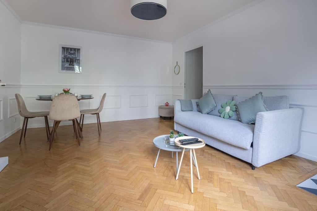 The Smile House // Bussy-Saint-Georges Apartment Exterior foto